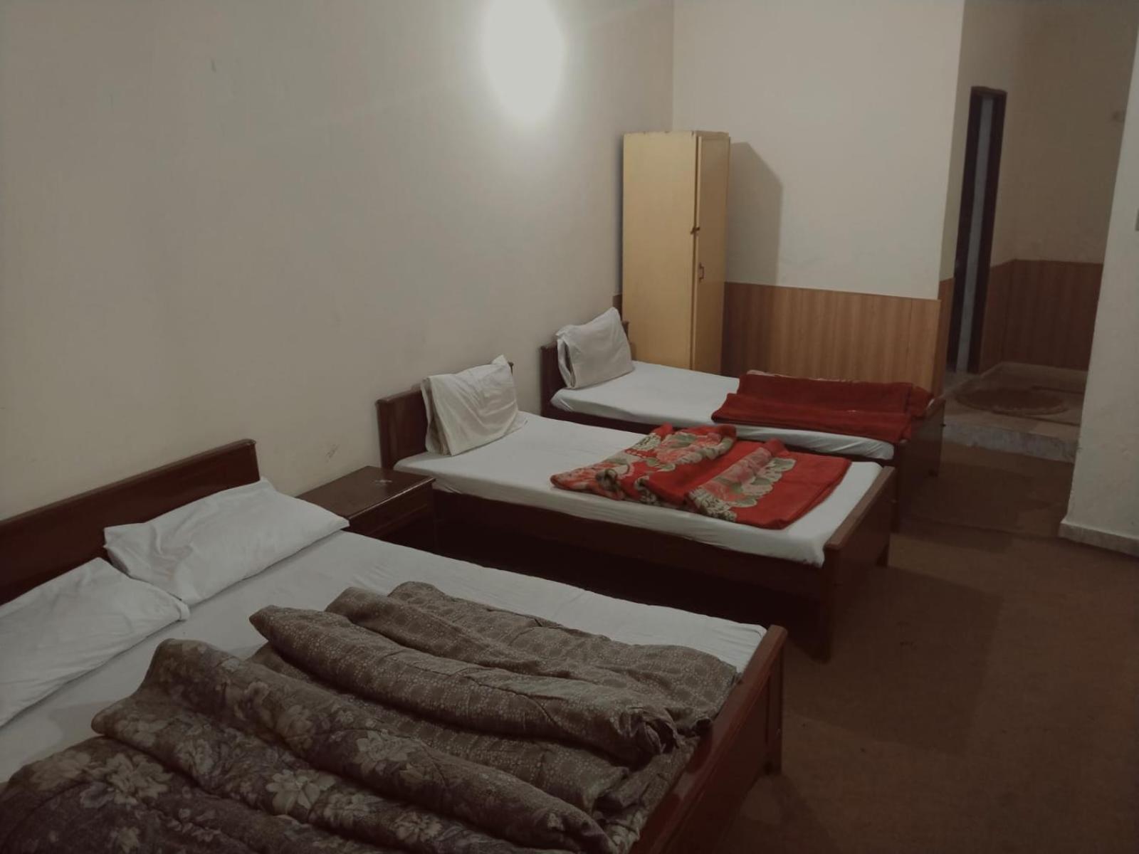 רוואלפינדי Hotel Shahzad International מראה חיצוני תמונה